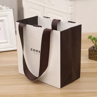 Custom Printing Jewelry Gift Paper Bag Embossing White Paper Bags With Handles